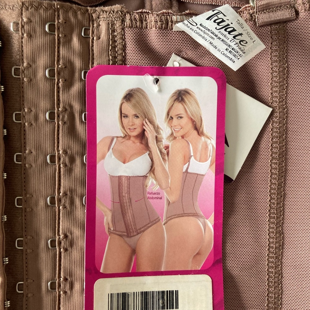 Cinturilla marca Fajate (colombiana)